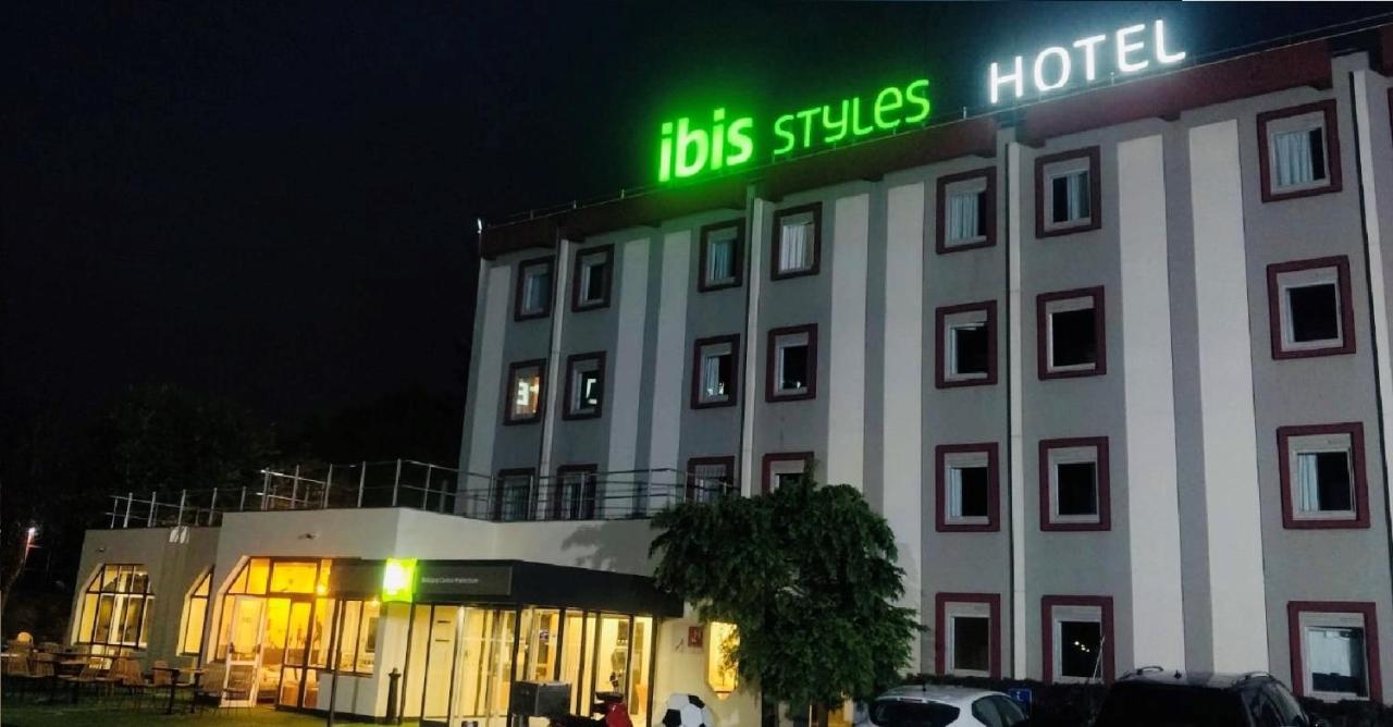 Ibis Styles Bobigny Centre Prefecture Hotell Exteriör bild