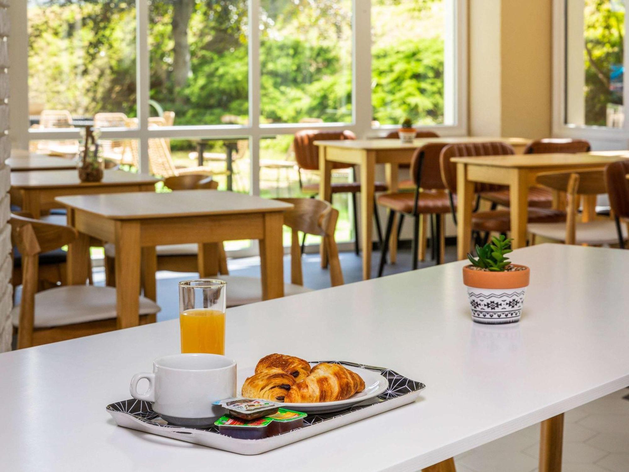 Ibis Styles Bobigny Centre Prefecture Hotell Exteriör bild