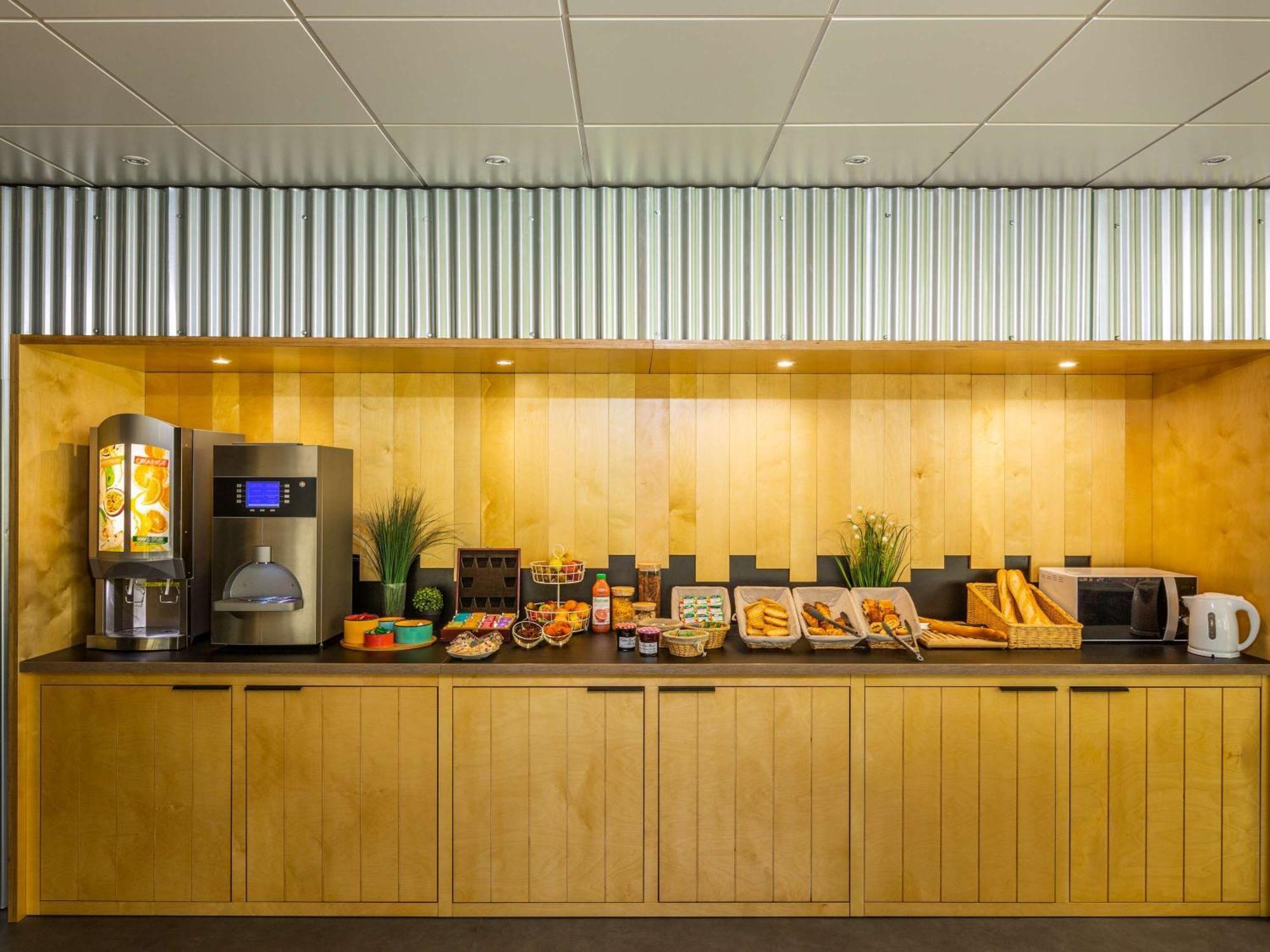 Ibis Styles Bobigny Centre Prefecture Hotell Exteriör bild
